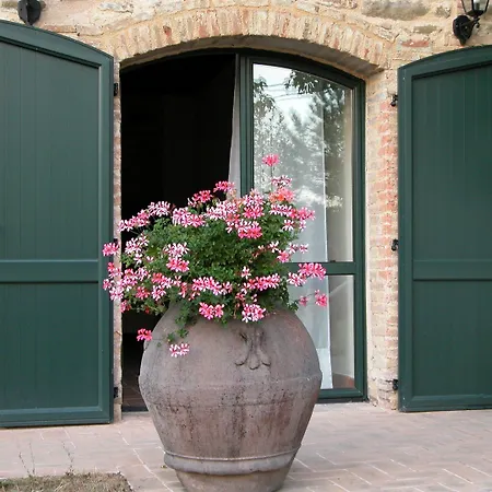 Farm stay Azienda Agraria Montelujano Gubbio